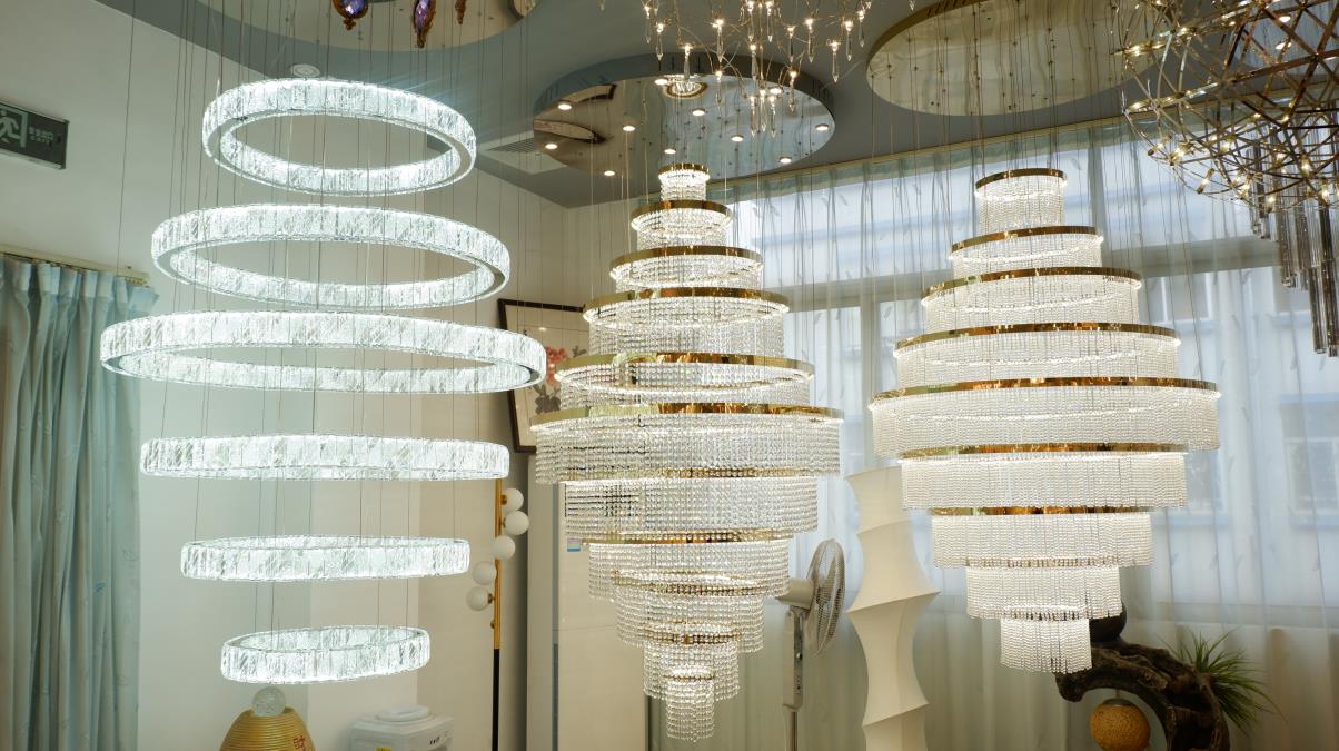 GoodLife Lighting showroom product display ceiling chandelier pendant lighting