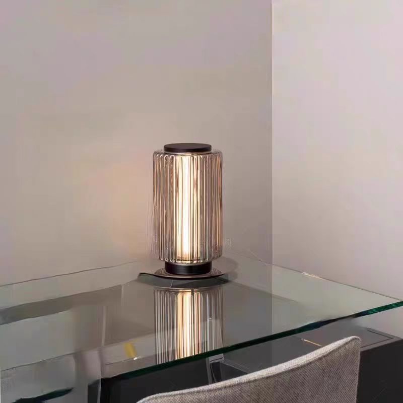 New style Light Luxury Minimalist Living Room Floor Lamp Designer Model Room Lamp Modern Art Glass table Lamp