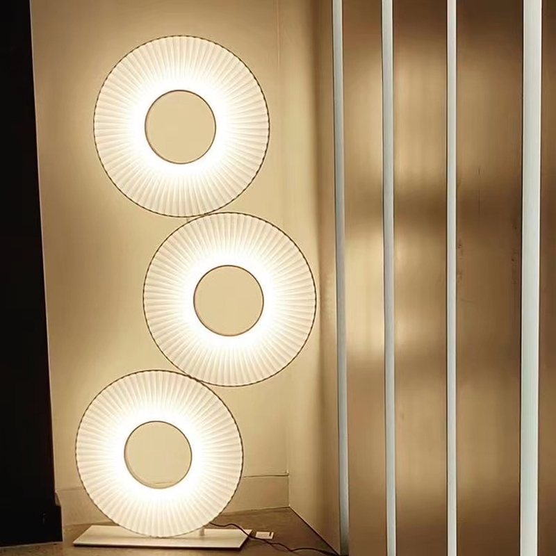 Best Selling Large White Iron Floor Lamps Modern Elegance LED Lighting for Luxury Home Hotel Villa Interiors for Living Rooms